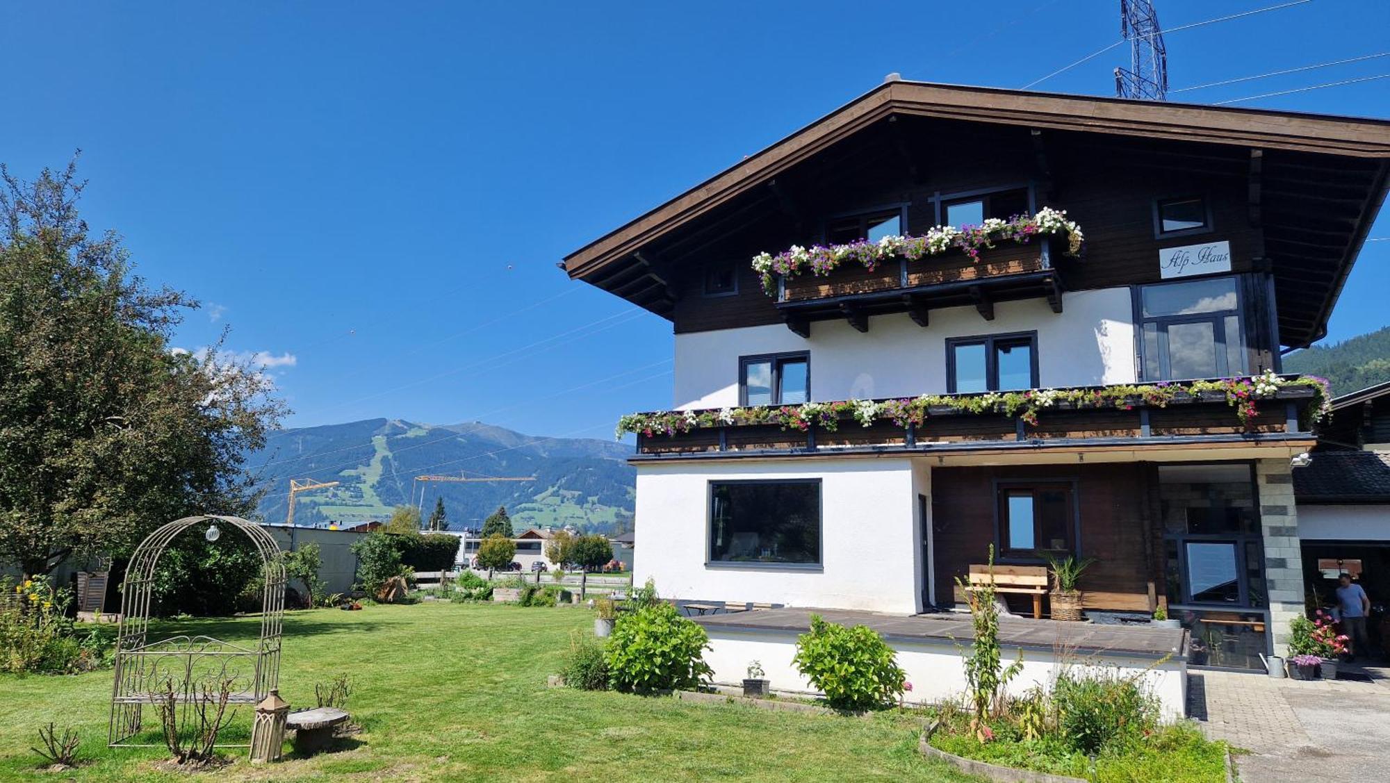 푸슈안데르글로크네르스트라세 Alp Haus Grossglockner 아파트 외부 사진
